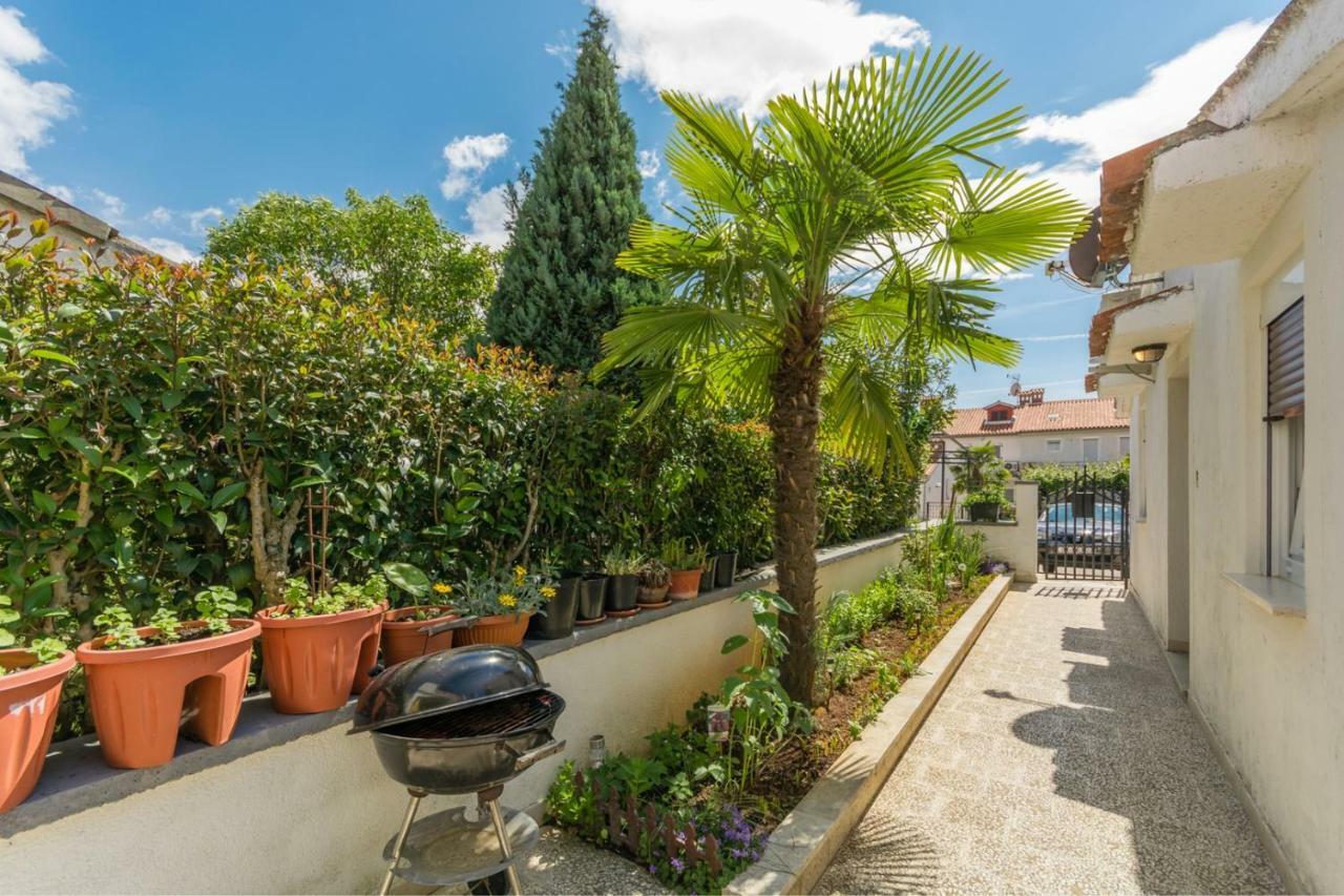 Apartments Radmila Porec Luaran gambar
