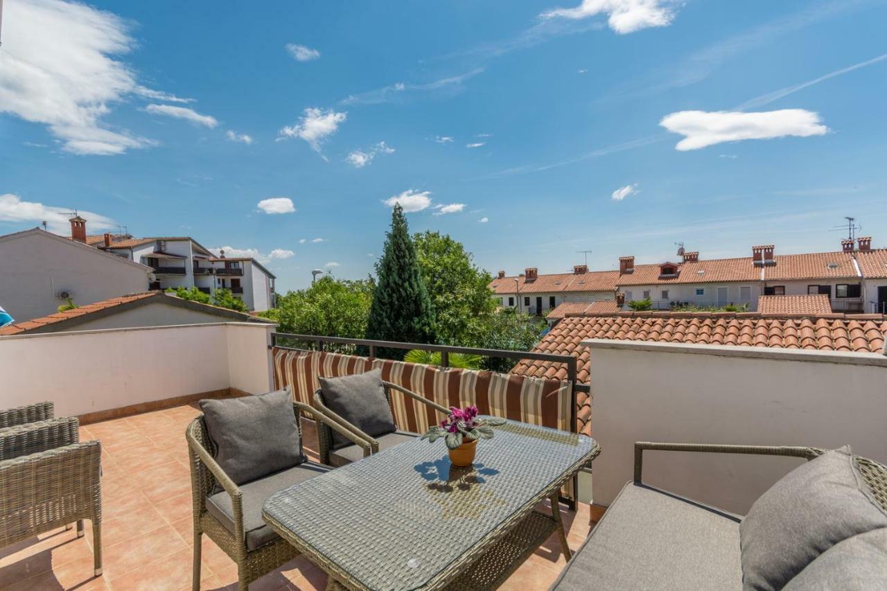 Apartments Radmila Porec Luaran gambar